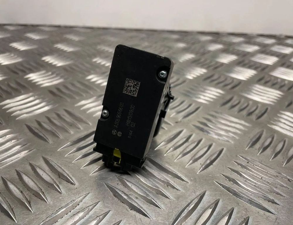 MERCEDES-BENZ C-Class W205/S205/C205 (2014-2023) Handbromsknapp A2059056603 30995114