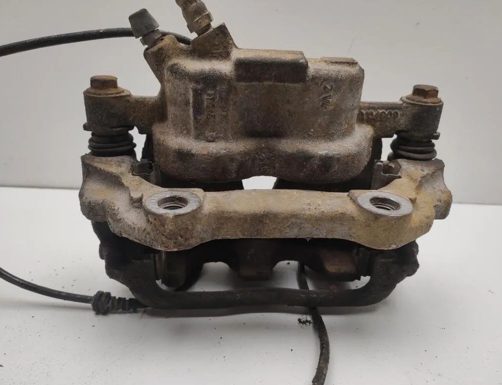 MERCEDES-BENZ GLK-Class X204 (2008-2015) Fram Höger Bromsok A2044214281 29760082