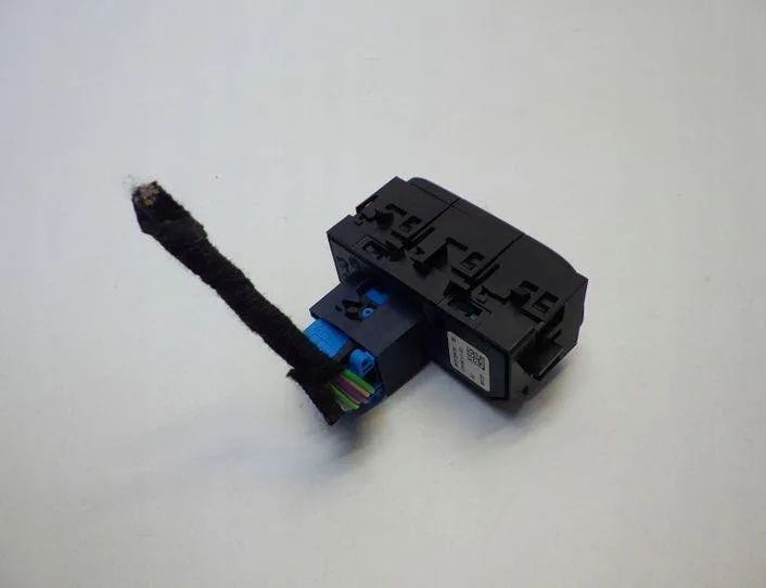 OPEL Corsa F (2019-2023) Växlar 98327594YX 24270451