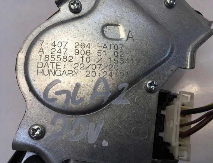 MERCEDES-BENZ GLA-Class H247 (2019-2024) Baklucka Fönstertorkare Motor A2479065102 24278246
