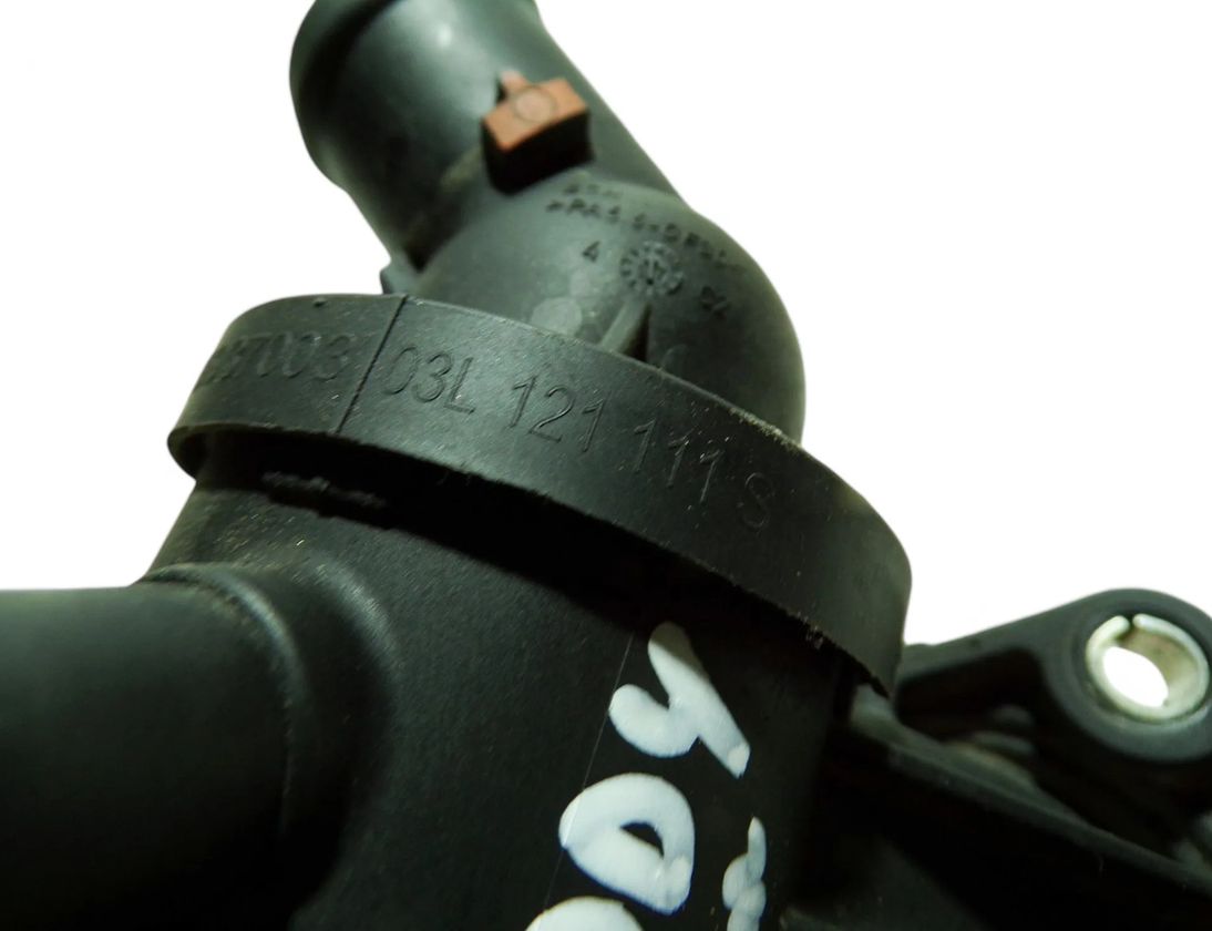 VOLKSWAGEN Caddy 3 generation (2004-2015) Termostat 03L121111S 26844567