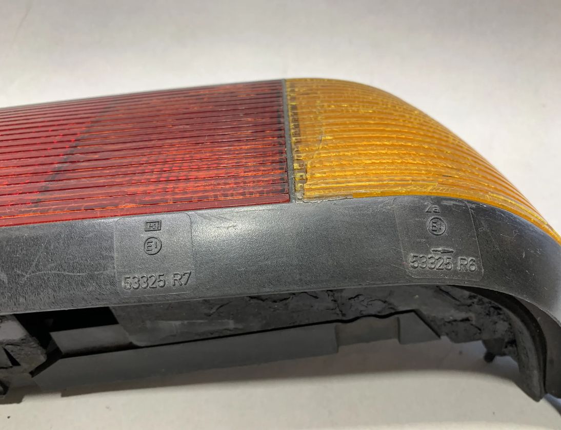 VOLKSWAGEN Scirocco 2 generation (1981-1991) Vänster bakljus bak 533945112,53325r7,53325r23,53325r6 15479956