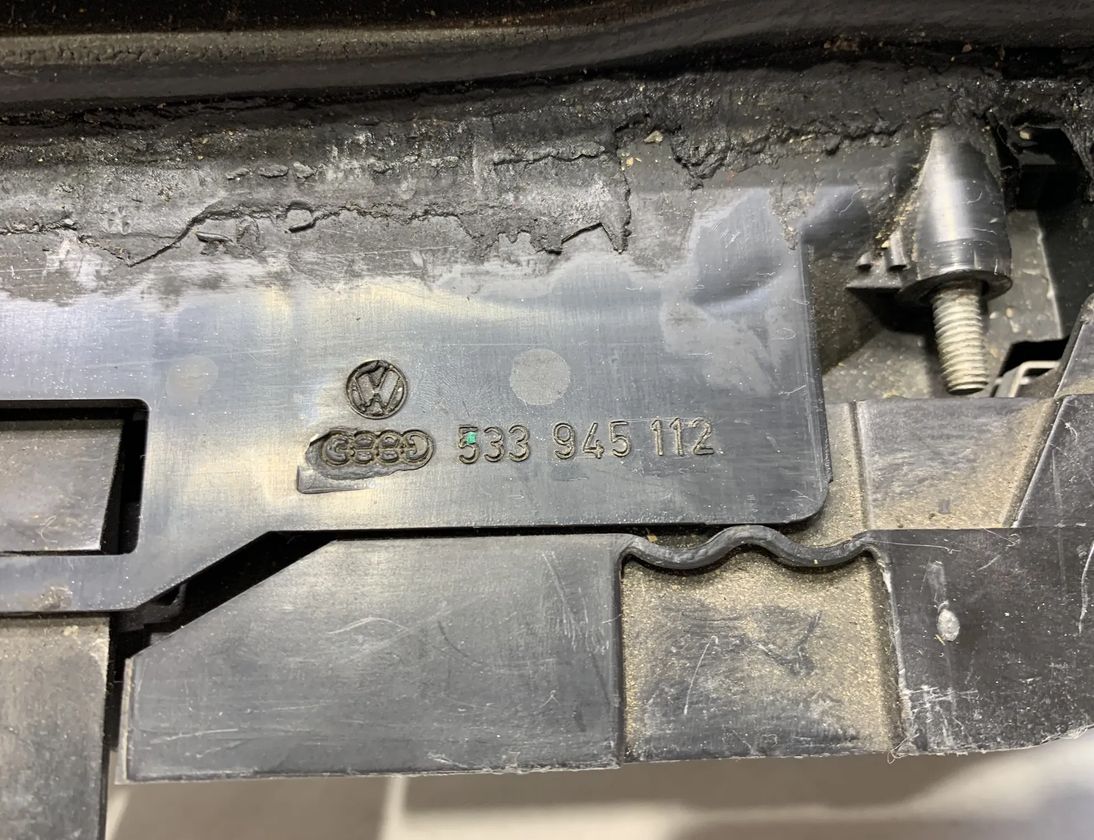 VOLKSWAGEN Scirocco 2 generation (1981-1991) Vänster bakljus bak 533945112,53325r7,53325r23,53325r6 15479956