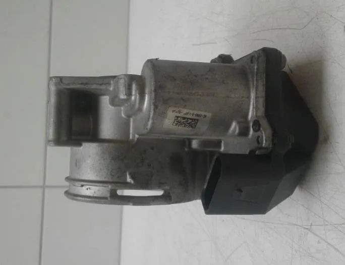 VOLKSWAGEN Polo 5 generation (2009-2017) Gasspjällskropp 03G128063G 20658862