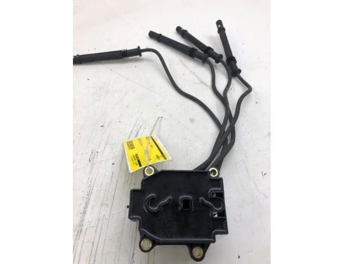 RENAULT Twingo 2 generation (2007-2014) Högspännings tändspole 8200734204 27424897
