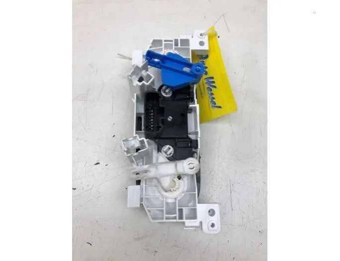 RENAULT Trafic 3 generation (2014-2023) Klimatkontrollenhet E1093049AC 28989672