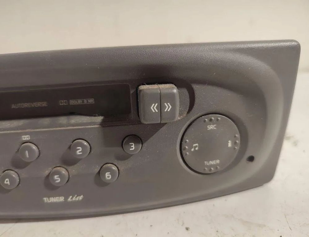 RENAULT Megane 1 generation (1995-2003) Musikspelare med GPS 7700434424 31508111