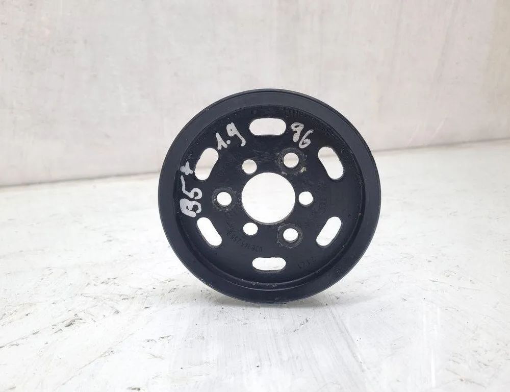 VOLKSWAGEN Passat B5 (1996-2005) Servopumpsremskiva 038145255D 31440014