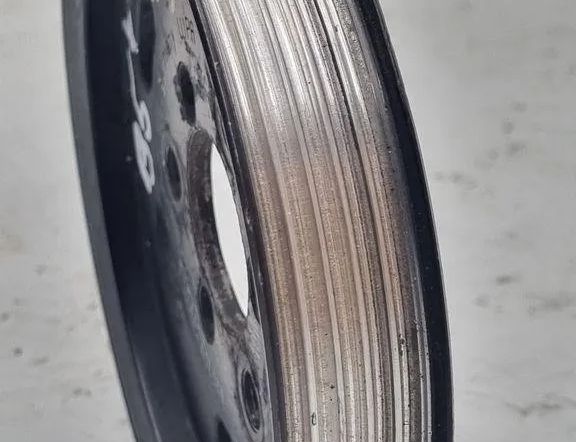 VOLKSWAGEN Passat B5 (1996-2005) Servopumpsremskiva 038145255D 31440014