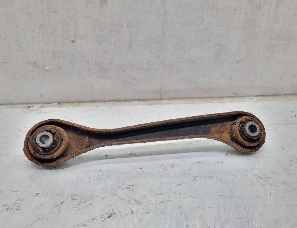 VOLKSWAGEN Golf Plus 1 generation (2004-2009) Vänster bakarm 31471511