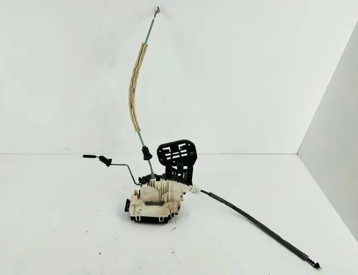 MERCEDES-BENZ B-Class W246 (2011-2020) Bakre höger dörrlås 0997300235,2047302835 27137362