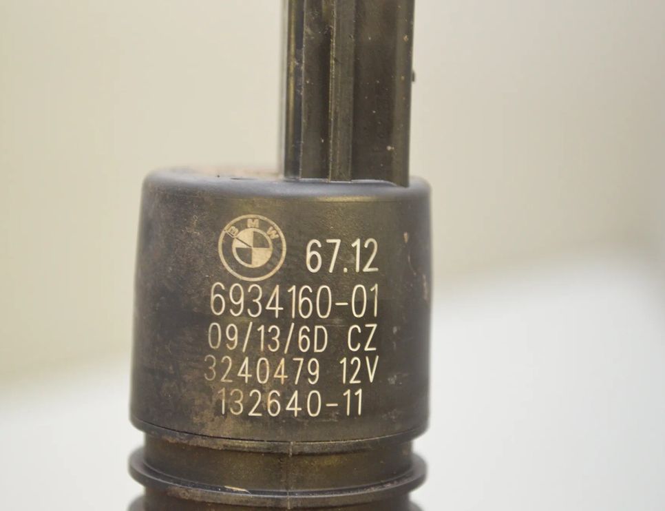 BMW 5 Series F10/F11 (2009-2017) Spolartankmotor 7217792,8362154,6934160,67637217792,67128362154,67128377612,8377612,67120154873,0154873,67126934160 25397661