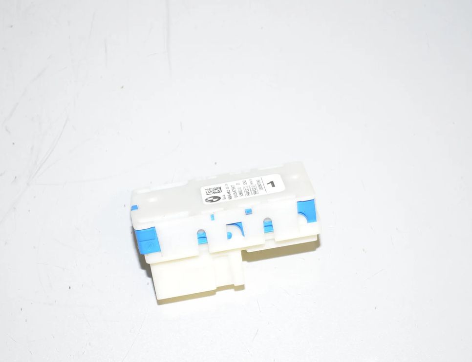 BMW 5 Series G30/G31 (2016-2023) Andra styrenheter 61358795477,61356992956,6992956,61356839217,6839217,61359119022,9119022,61356802459,6802459,8795477 32237302