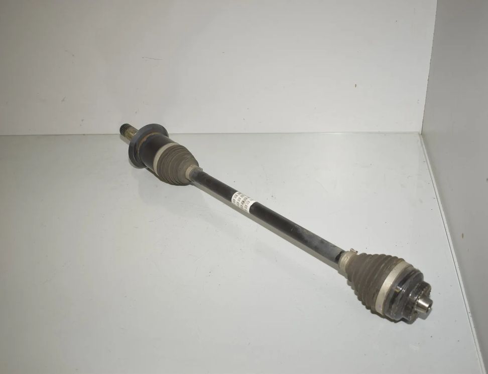 BMW X1 F48/F49 (2015-2023) Bakre höger drivaxel 7646867,33207646867 32854927