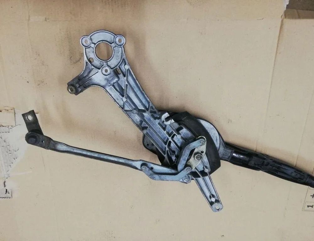 MERCEDES-BENZ E-Class W210 (1995-2002) Vindrutetorkare fram 2108201542 31425894