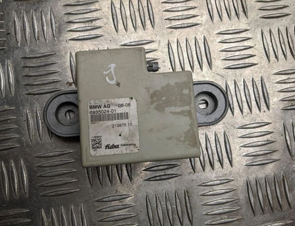 BMW 5 Series F10/F11 (2009-2017) Bootlid antennförstärkare 21367510,6935024 31428503