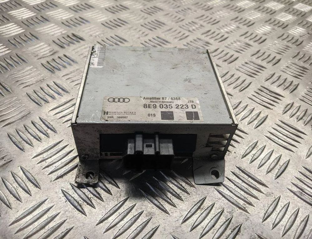 AUDI A4 B7/8E (2004-2008) Ljudförstärkare 1568507,8E9035223D 31428573
