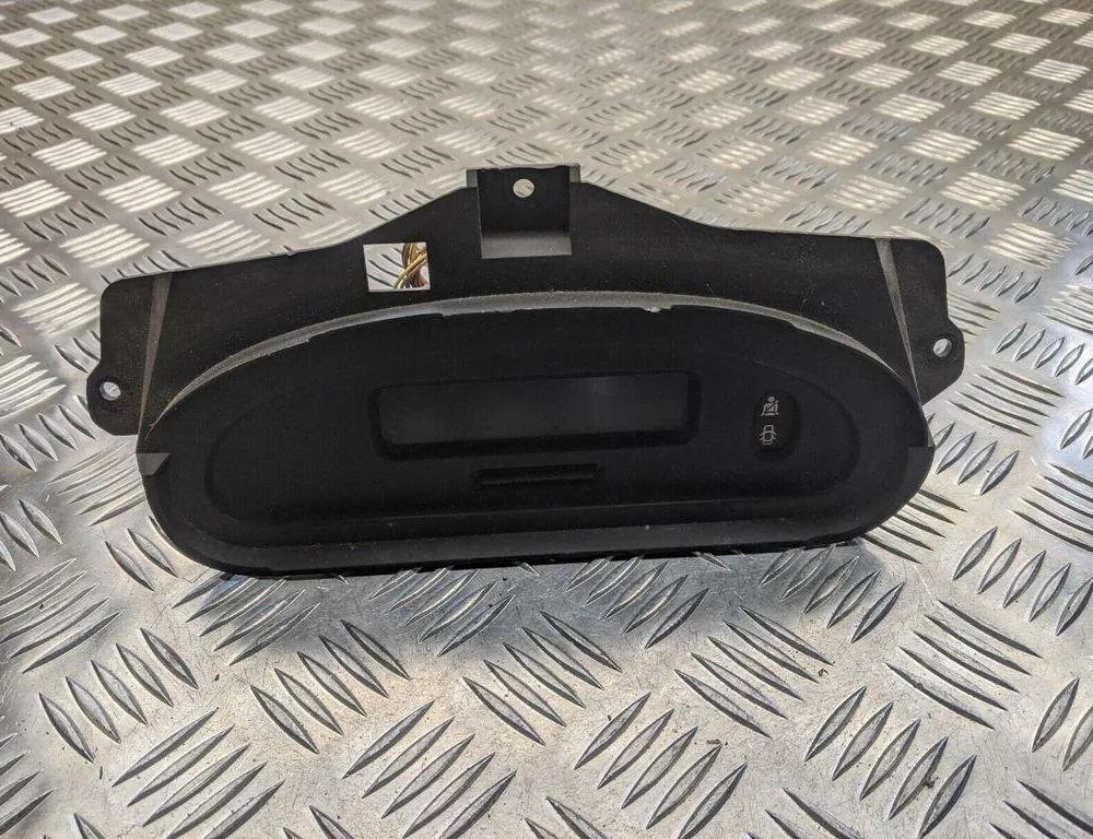 RENAULT Clio 2 generation (1998-2013) Navigationsdisplay p8200028364a 31428828