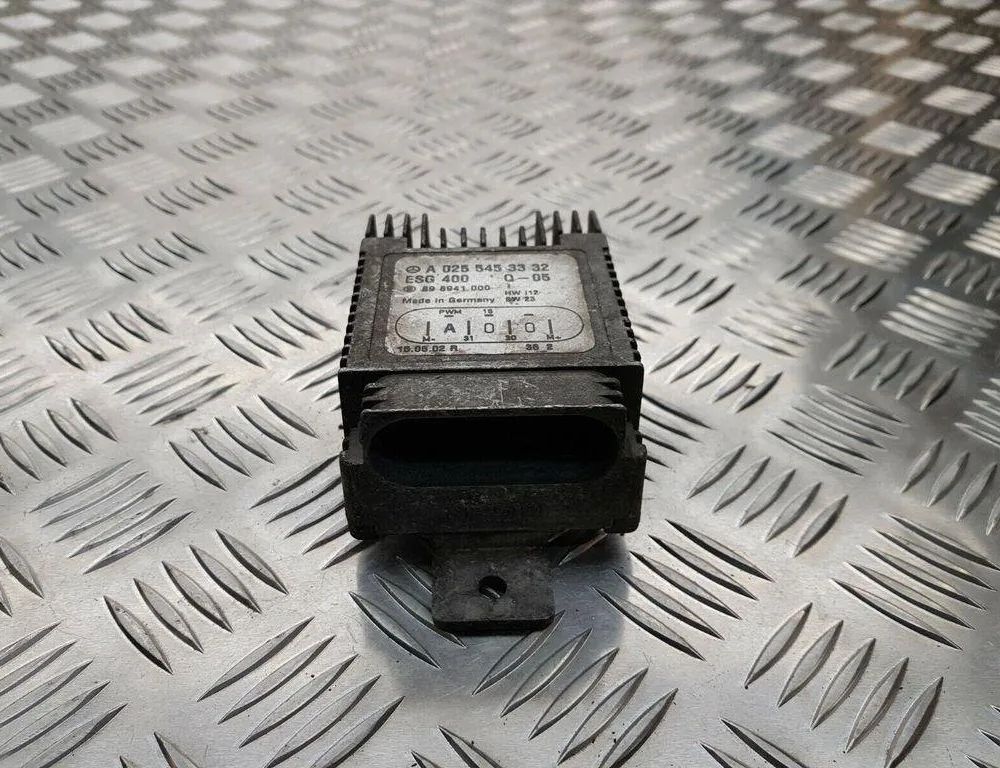 MERCEDES-BENZ Vaneo W414 (2001-2005) Kylvätskefläktrelä A0255453332 31429962