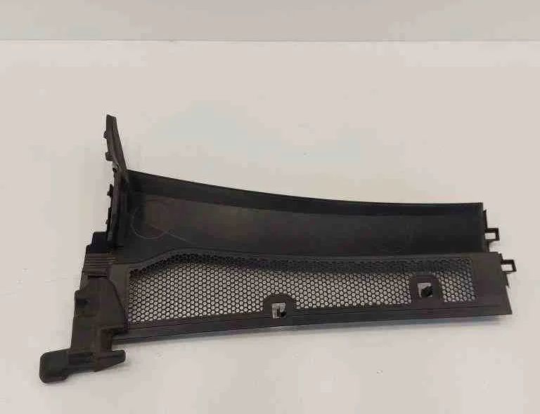 PEUGEOT 208 Peugeot 208 (2012-2015) Trim för främre torkarkåpa 9830472380 32610995
