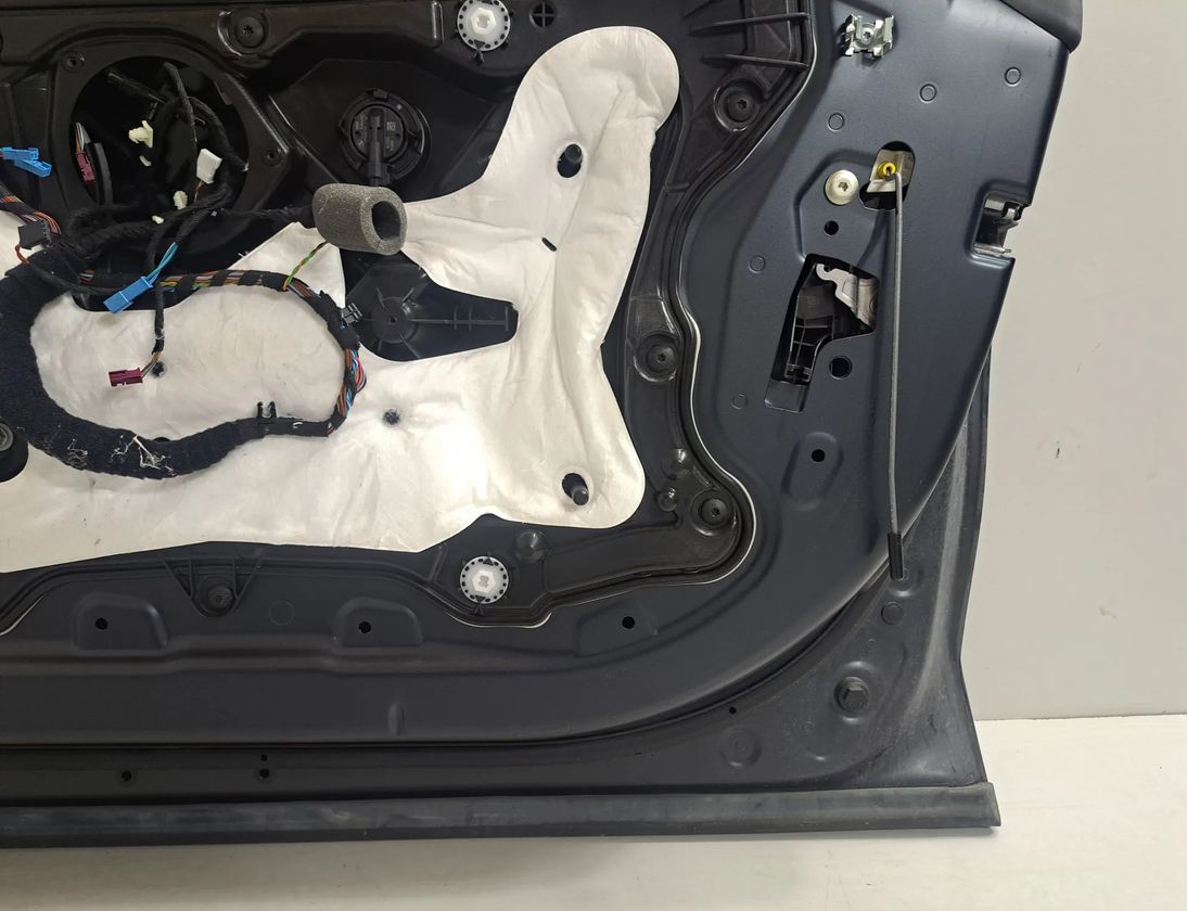 BMW 8 Series G14/G15/G16 (2018-2024) Höger främre dörr 7455098 25575759