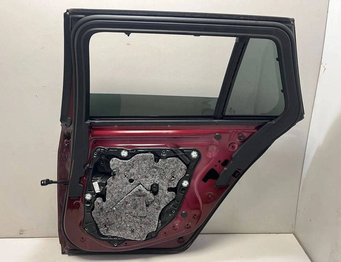 BMW 5 Series G30/G31 (2016-2023) Höger bakdörr 7408966,9491462,7339464 31284654