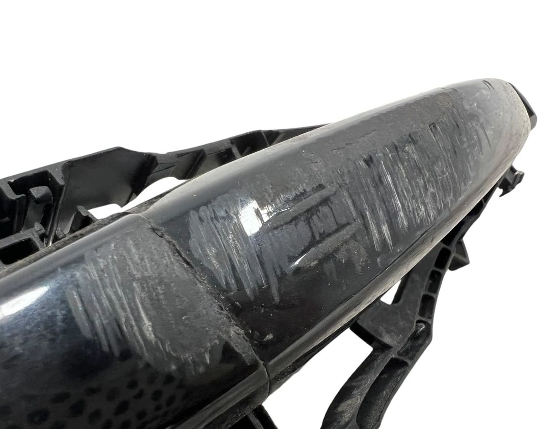 PEUGEOT 508 1 generation (2010-2020) Främre höger dörr yttre handtag 9686433680 26657647