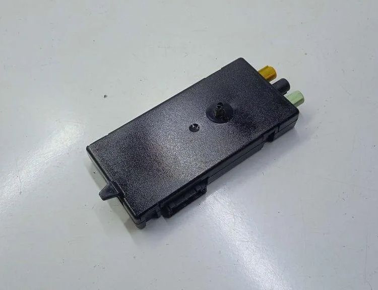 BMW 3 Series F30/F31 (2011-2020) Bootlid antennförstärkare 9231179 31122478