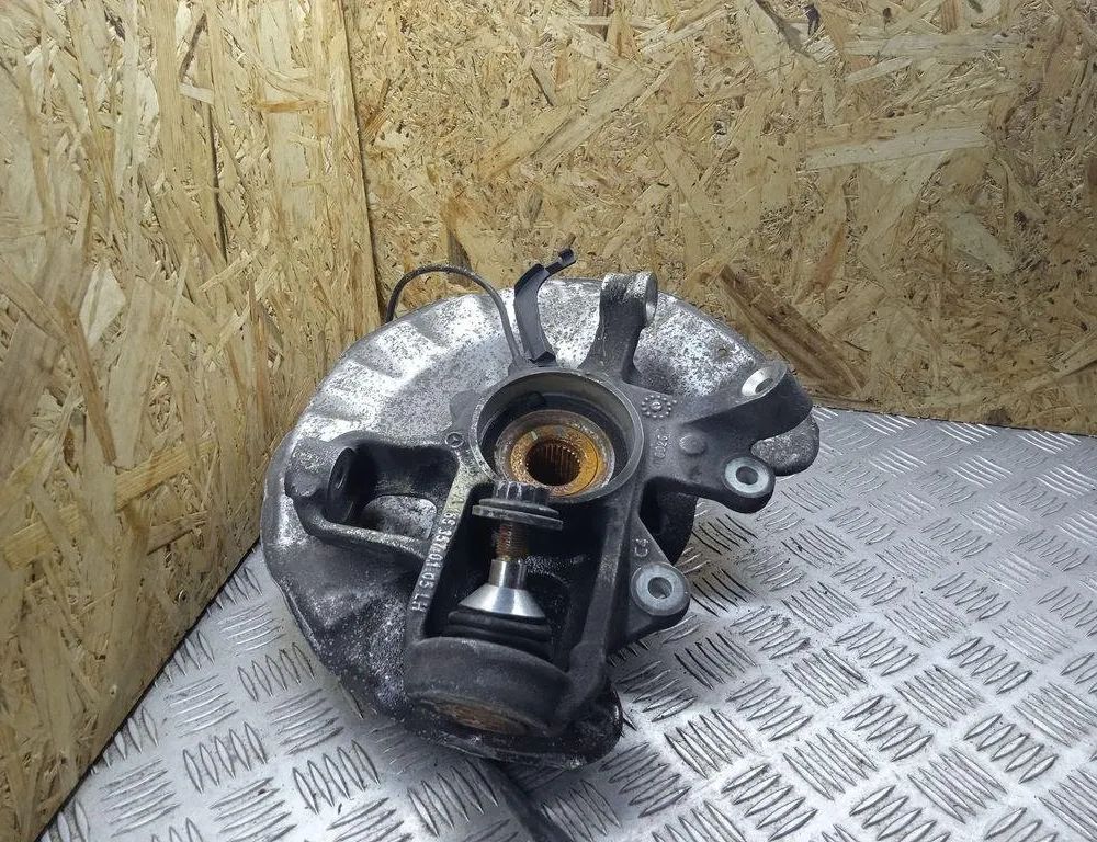 MERCEDES-BENZ GLE W166 (2015-2018) Vänster bakre hjulnav A1663570105 31147761