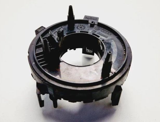 AUDI A4 B5/8D (1994-2001) Ratt Slip Ring Squib 1J0959653B 31089789