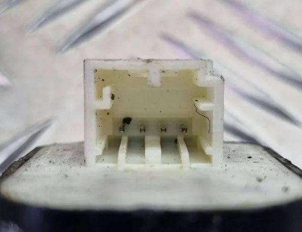 AUDI A4 B5/8D (1994-2001) Omkopplare för spegeljustering 8E0959565A 31089833