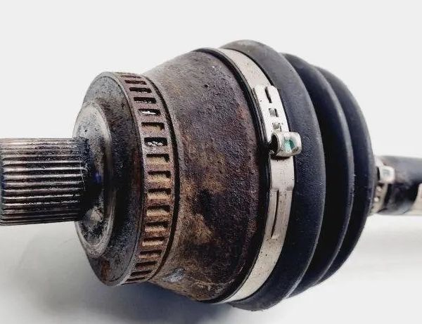 AUDI A4 B5/8D (1994-2001) Fram Höger Drivaxel 8E0407272S 31090478