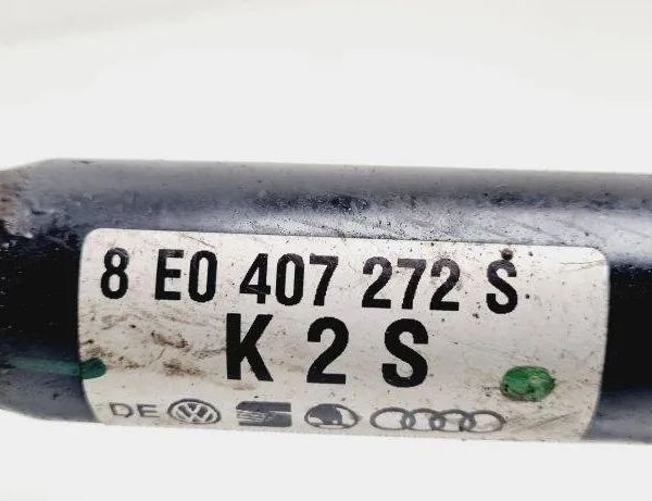 AUDI A4 B5/8D (1994-2001) Fram Höger Drivaxel 8E0407272S 31090478