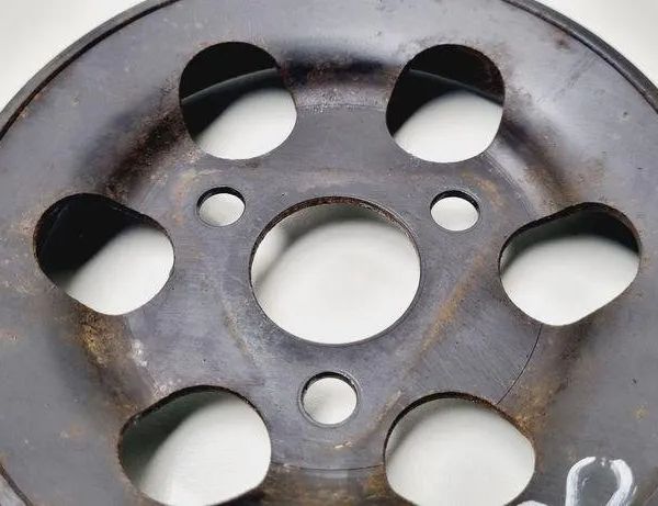 VOLKSWAGEN Passat B7 (2010-2015) Servopumpsremskiva 058145255E 31100504