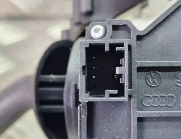 VOLKSWAGEN Touareg 1 generation (2002-2010) Indikeringstorkarspaksbrytare 7L6953549D 31105980