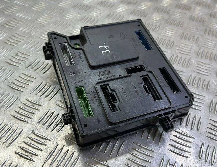 RENAULT Megane 3 generation (2008-2020) Andra styrenheter 284B18225R 31838895