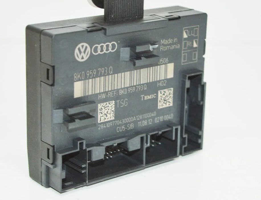 AUDI A4 B8/8K (2011-2016) Främre höger dörrkontrollenhet 8K0959793Q 2663857