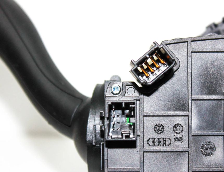 AUDI Q7 4L (2005-2015) Indikeringstorkarspaksbrytare 4E0953541A,4F0953549E,4E0953503G,4E0953521B 28144524