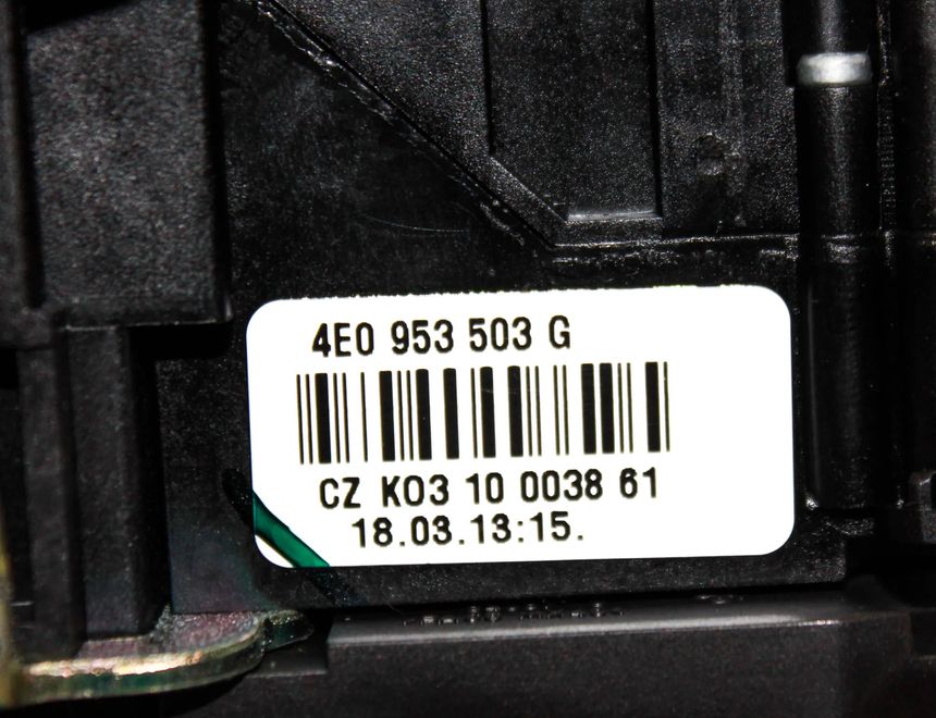 AUDI Q7 4L (2005-2015) Indikeringstorkarspaksbrytare 4E0953541A,4F0953549E,4E0953503G,4E0953521B 28144524