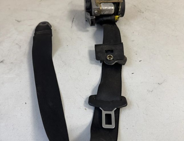 MERCEDES-BENZ E-Class W210/S210 (1995-2002) Vänster främre säkerhetsbälte 2108605185 29023512