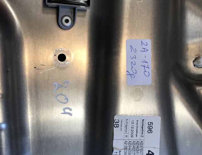 MERCEDES-BENZ C-Class W204/S204/C204 (2004-2015) Vänster främre fönsterhissare 963757102 15420844