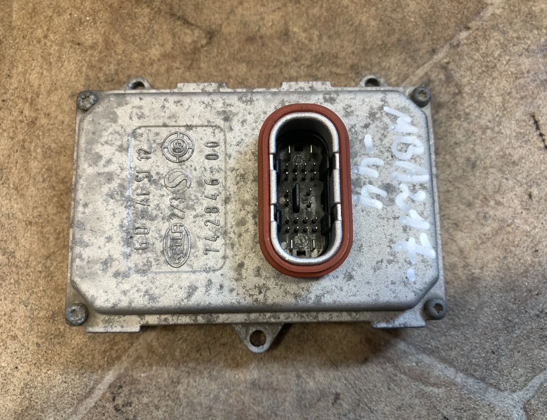 MERCEDES-BENZ E-Class W211/S211 (2002-2009) Xenonljuskontrollenhet A0028206026 29528028