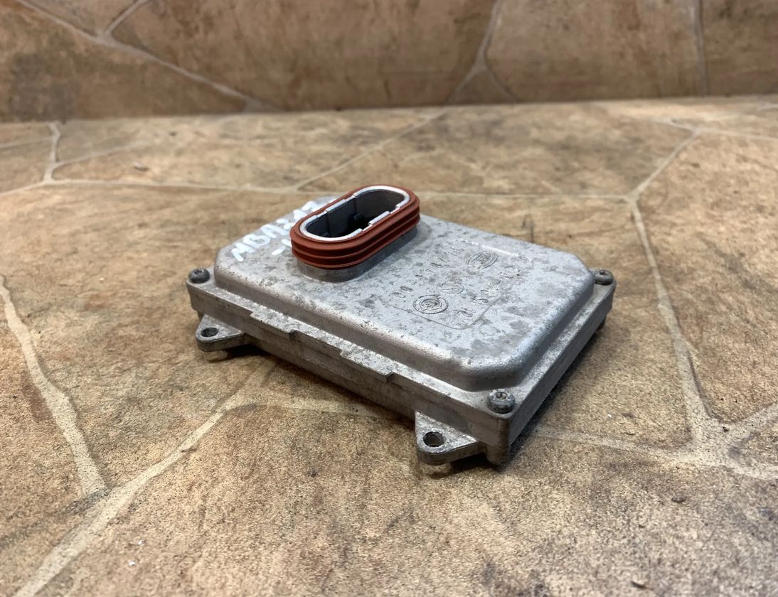 MERCEDES-BENZ E-Class W211/S211 (2002-2009) Xenonljuskontrollenhet A0028206026 29528028