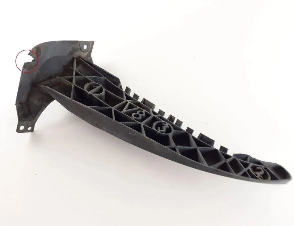 AUDI A6 C4/4A (1994-1997) Bakre vänster stötfångarfäste 4B4807453,A3272A359266U176 31908494