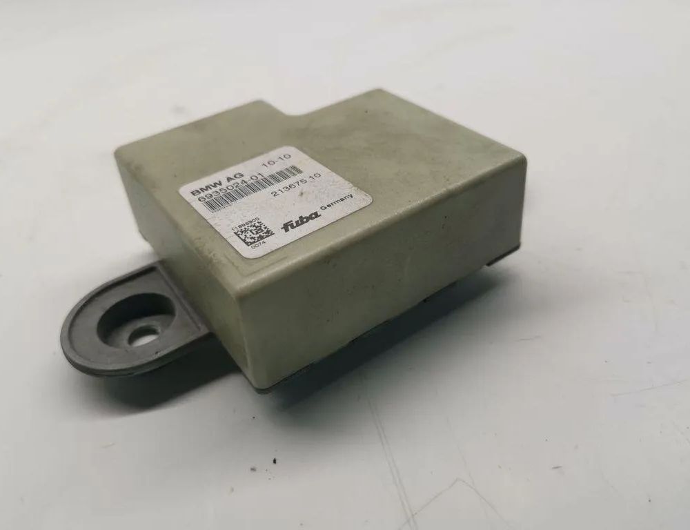 BMW 5 Series F10/F11 (2009-2017) Bootlid antennförstärkare 6935024 31849377