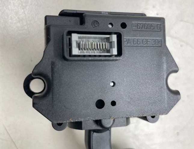 BMW 6 Series E63/E64 (2003-2010) Farthållarspaksratt 6951352 32085315