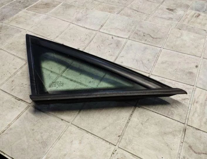 SEAT Altea 1 generation (2004-2013) Ytterdörrens glasskena 43R001057 21042409