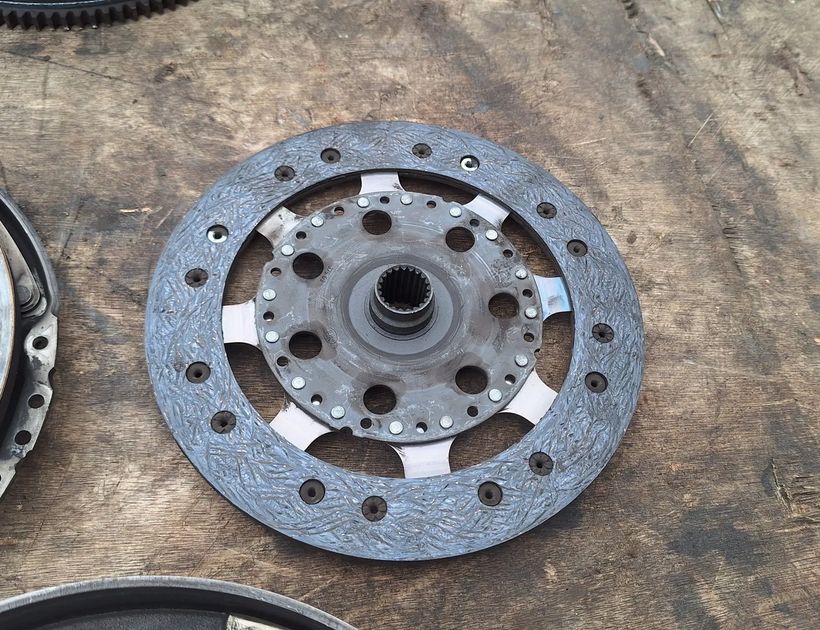 RENAULT Scenic 3 generation (2009-2015) Kopplingssats 302101178R,302101178 30308231