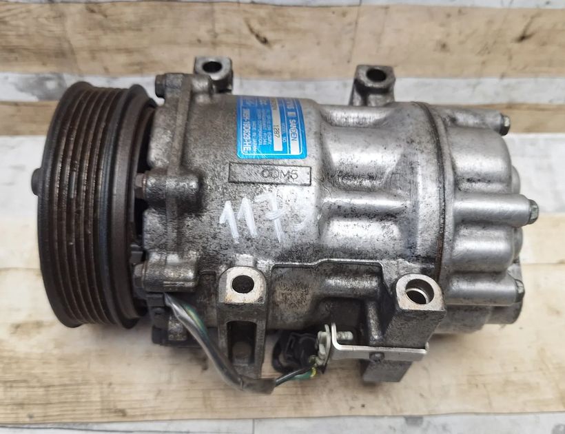 VOLVO V50 1 generation (2003-2012) Luftkonditioneringspump 3M5H19D629HE,SD7V16,4245402824 32800987