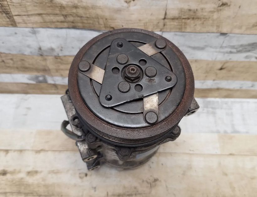 VOLVO V50 1 generation (2003-2012) Luftkonditioneringspump 3M5H19D629HE,SD7V16,4245402824 32800987